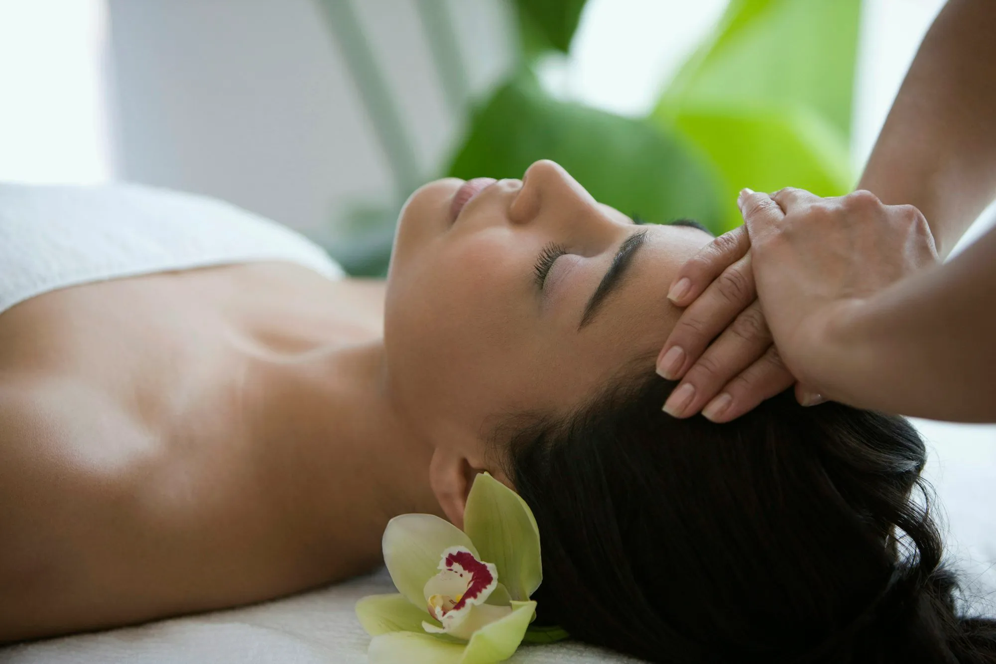Relaxing scalp massage with aromatherapy