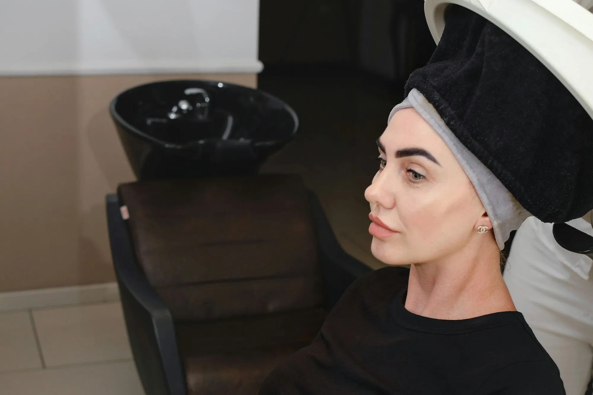 Professional scalp treatment for thinning hair